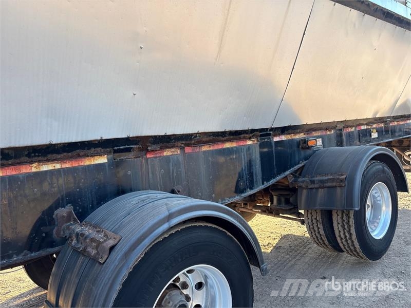  Cross Country 47 ft Quad/A Live Bottom Trailer 自装卸半拖车