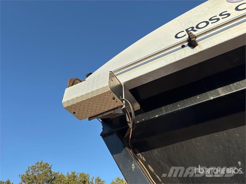  Cross Country 47 ft Quad/A Live Bottom Trailer 自装卸半拖车