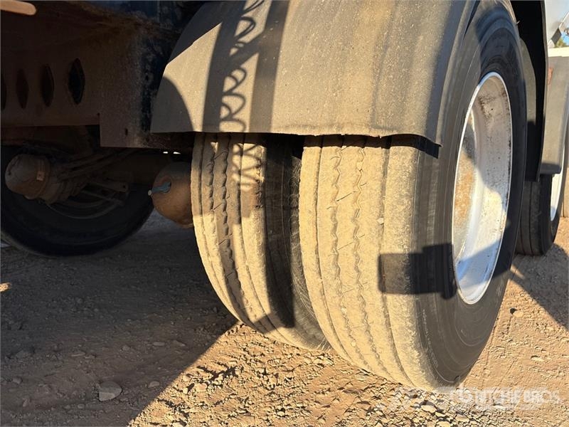  Cross Country 47 ft Quad/A Live Bottom Trailer 自装卸半拖车