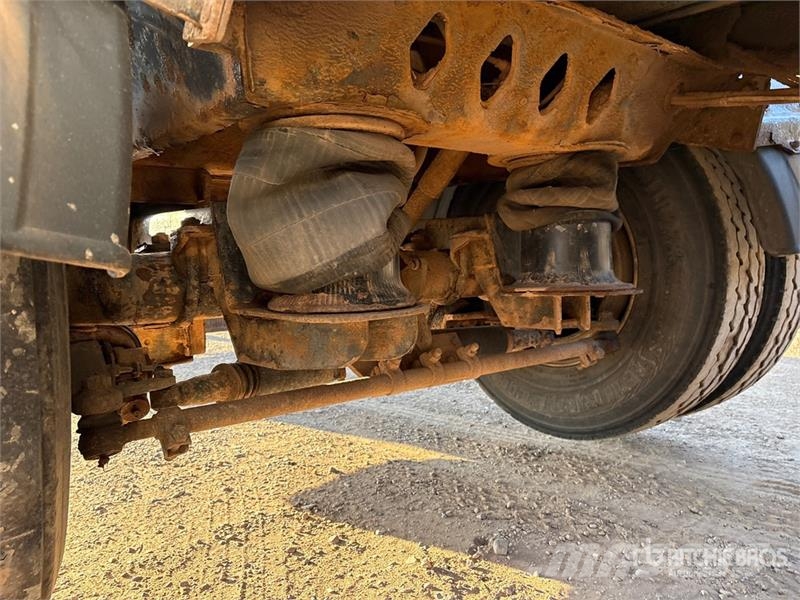  Cross Country 47 ft Quad/A Live Bottom Trailer 自装卸半拖车