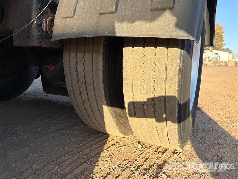  Cross Country 47 ft Quad/A Live Bottom Trailer 自装卸半拖车