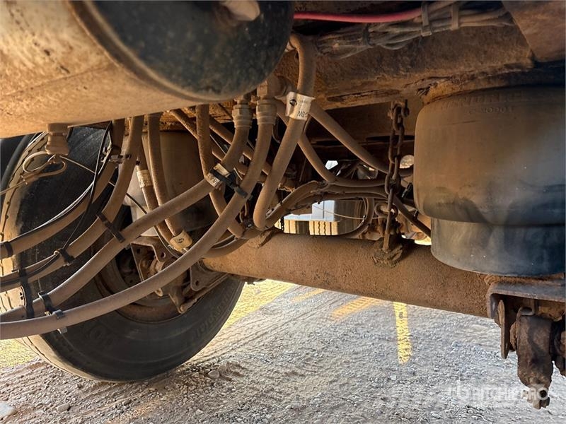  Cross Country 47 ft Quad/A Live Bottom Trailer 自装卸半拖车