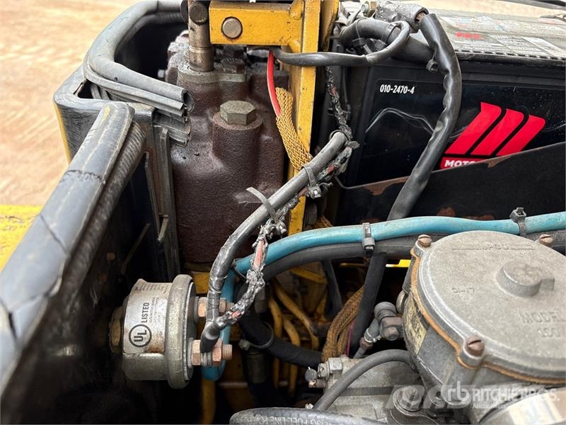 Daewoo G25S-2 شاحنات ذات رافعات شوكية - أخرى