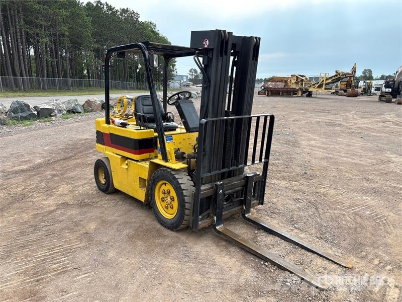 Daewoo G25S-2 شاحنات ذات رافعات شوكية - أخرى