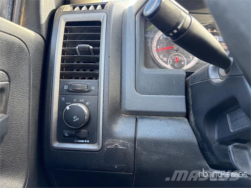 Dodge Ram 1500 أخرى