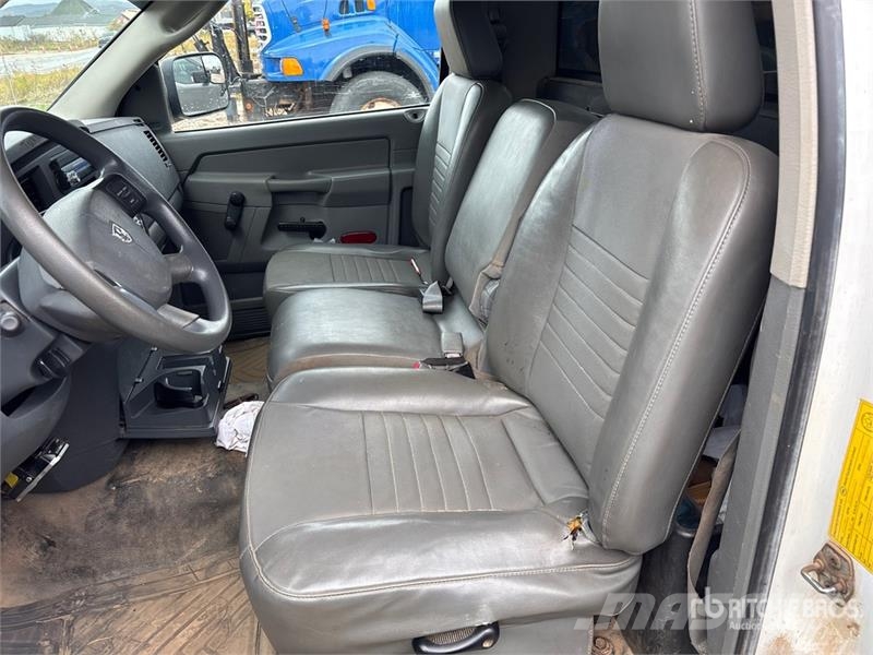 Dodge Ram 3500 4x2 Dump Truck Camion ribaltabili