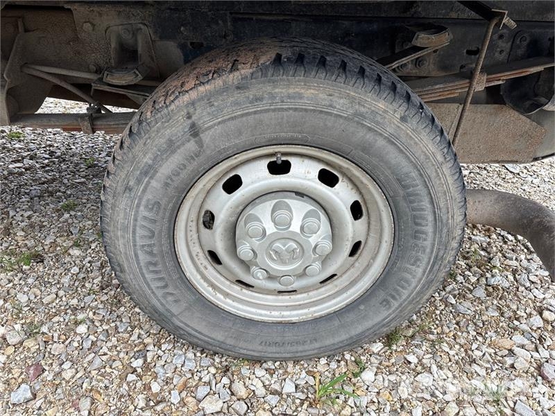 Dodge Ram 3500 4x2 Dump Truck Camion ribaltabili