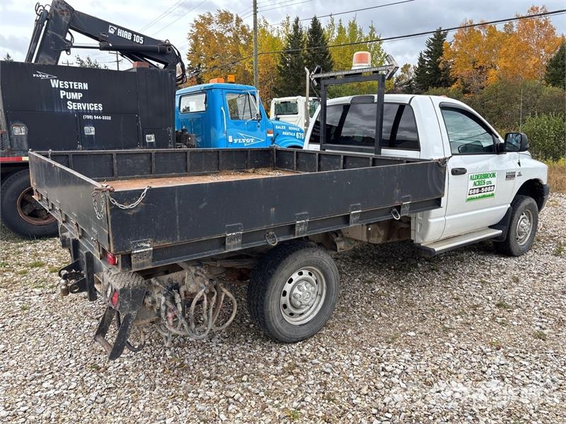 Dodge Ram 3500 4x2 Dump Truck Camion ribaltabili