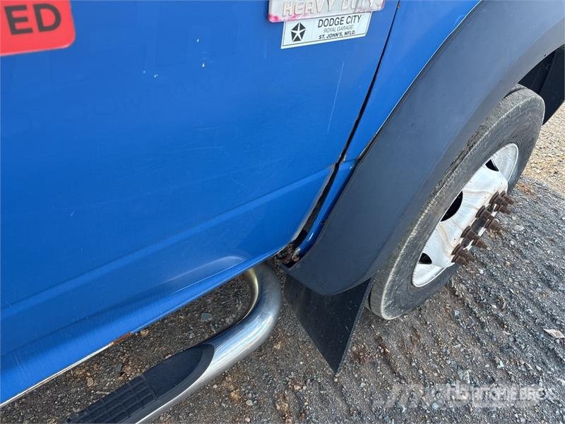 Dodge Versalift SST37 EIH 37 ft on Dodge 5500 4x2 Bucke Avtokošare