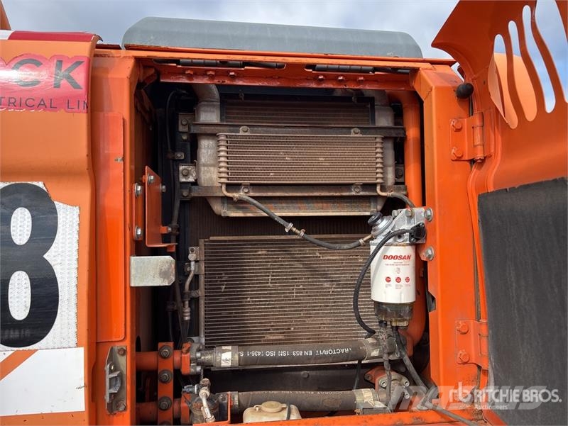 Doosan DX 180 LC Tracked Excavator Vikšriniai ekskavatoriai