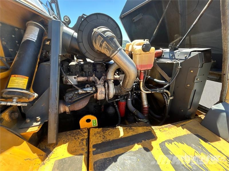 Doosan Moxy MT41 Articulated Dump Truck Articulated Haulers