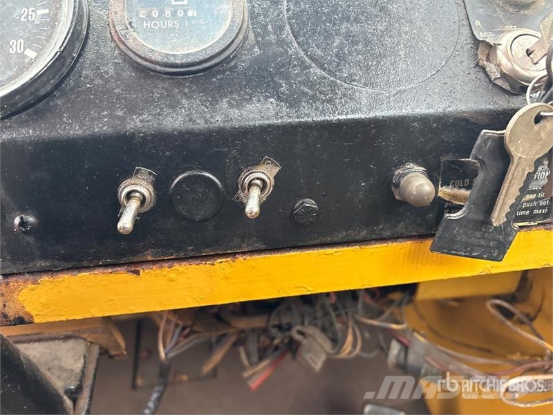 Dresser 515-13 Wheel Loader لوادر بعجل