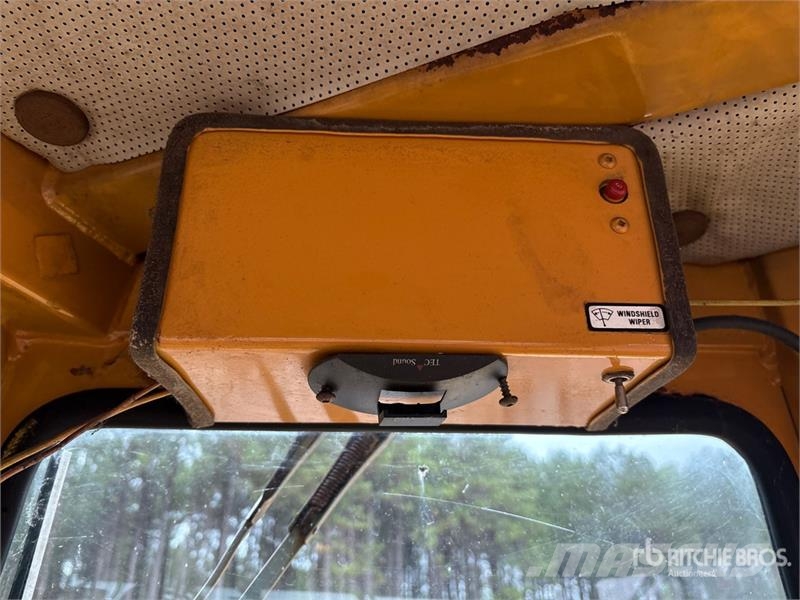 Dresser 515-13 Wheel Loader لوادر بعجل