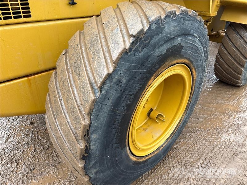 Dresser 515-13 Wheel Loader لوادر بعجل