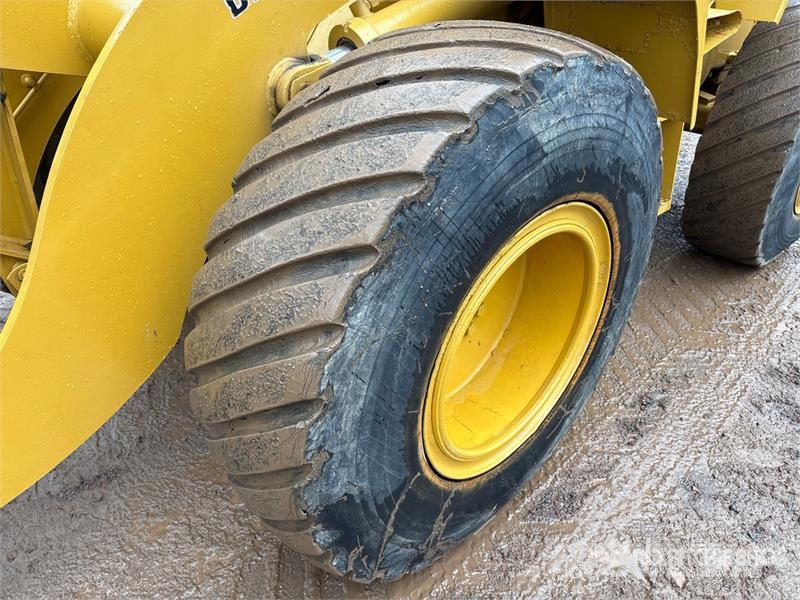 Dresser 515-13 Wheel Loader لوادر بعجل