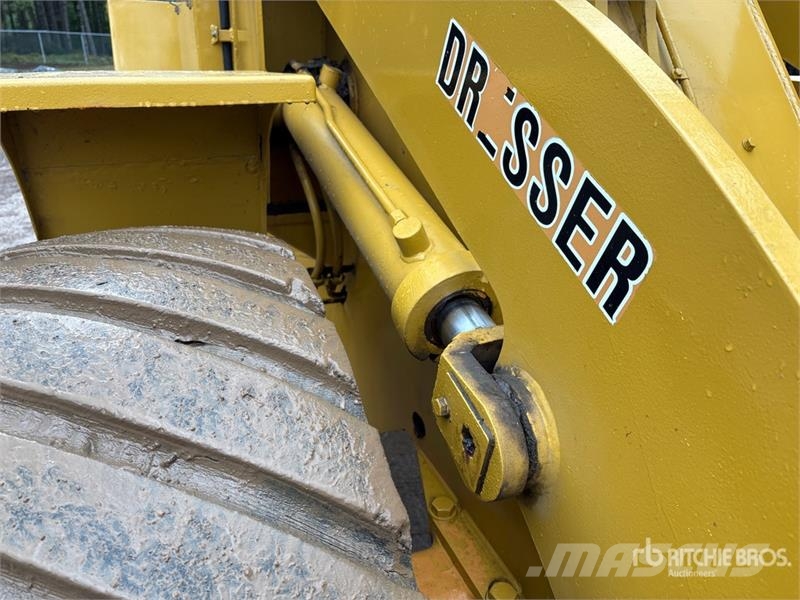 Dresser 515-13 Wheel Loader لوادر بعجل