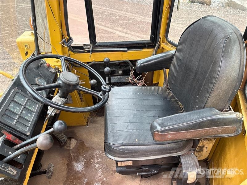 Dresser 515-13 Wheel Loader لوادر بعجل