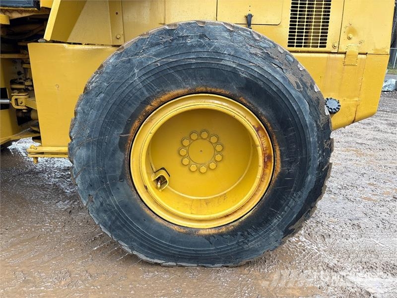 Dresser 515-13 Wheel Loader لوادر بعجل