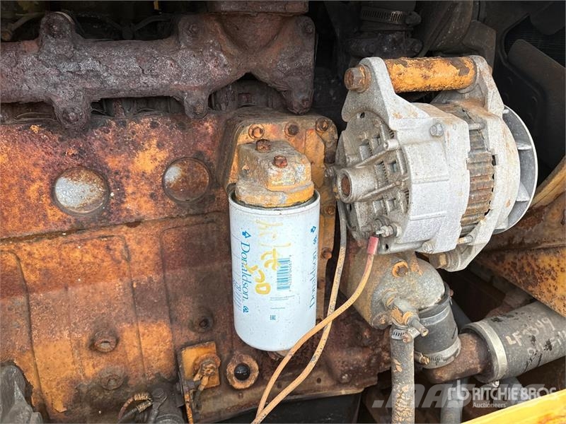 Dresser 515-13 Wheel Loader لوادر بعجل