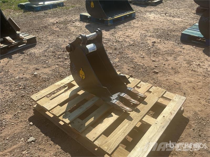 Dynamic Entities 12 in Digging Excavator Bucket - Fits Cat Skovle
