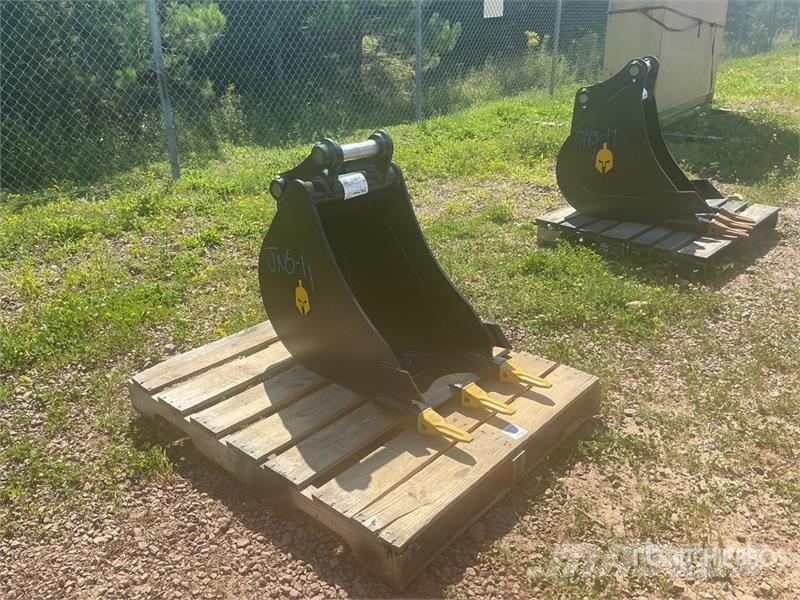 Dynamic Entities 18 in Digging Excavator Bucket - Fits Cat Skovle