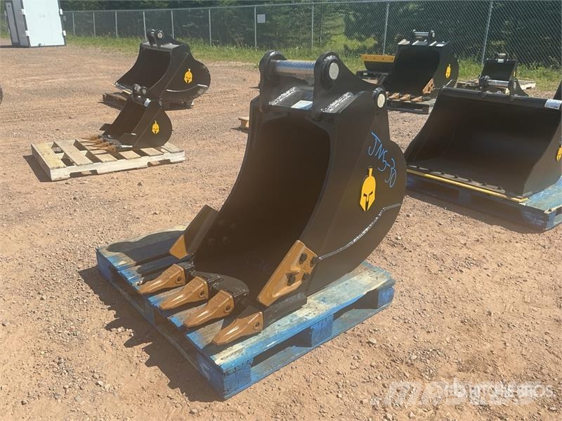 Dynamic Entities 24 in Digging Excavator Bucket - Fits Cat Skovle