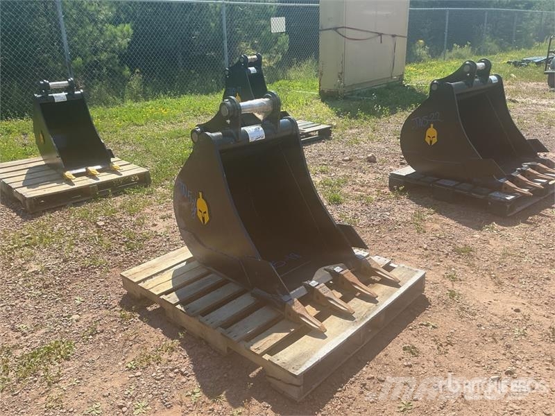 Dynamic Entities 24 in Digging Excavator Bucket - Fits Cat Skovle