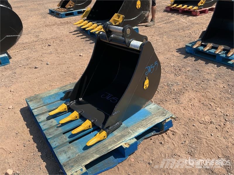 Dynamic Entities 24 in Digging Excavator Bucket - Fits Cat Skovle