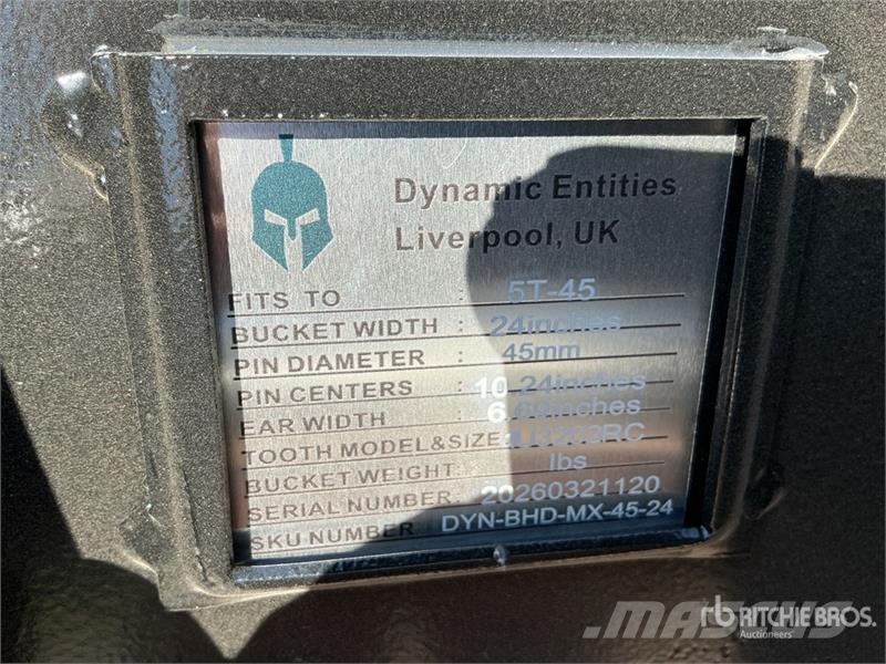 Dynamic Entities 24 in Digging Excavator Bucket - Fits Cat Skovle