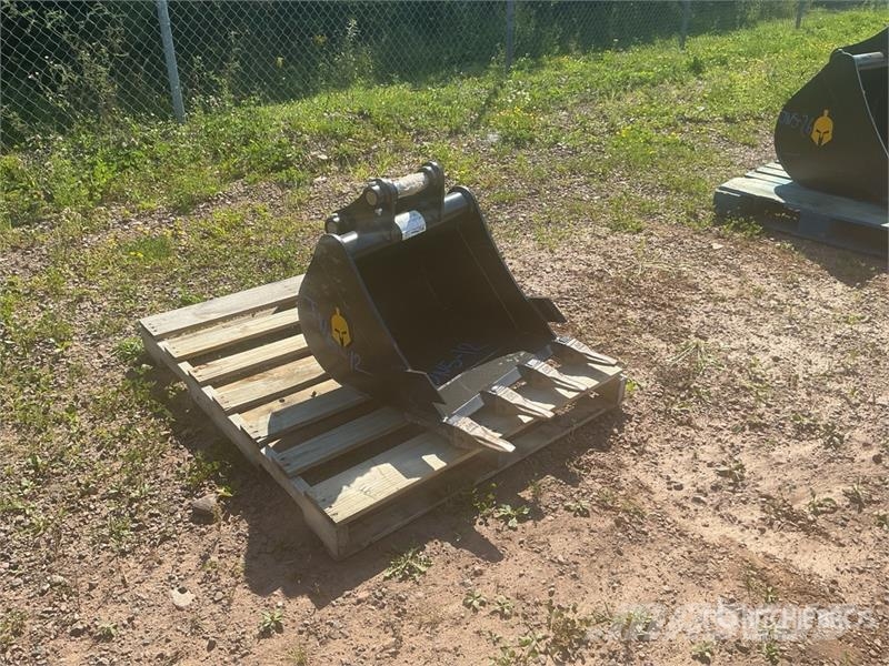Dynamic Entities 24 in Digging Excavator Bucket - Fits Cat Skovle