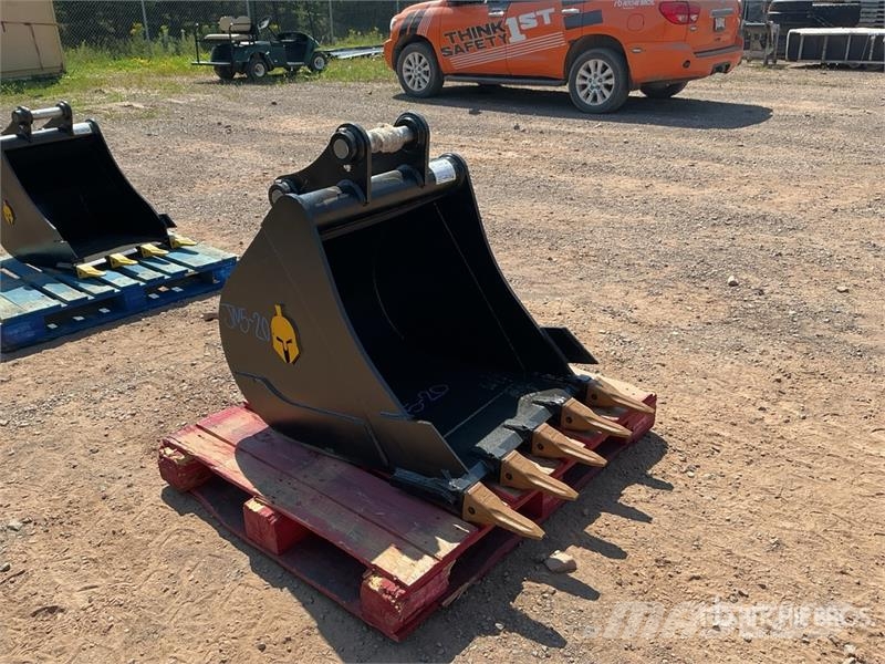Dynamic Entities 30 in Digging Excavator Bucket - Fits Cat Skovle