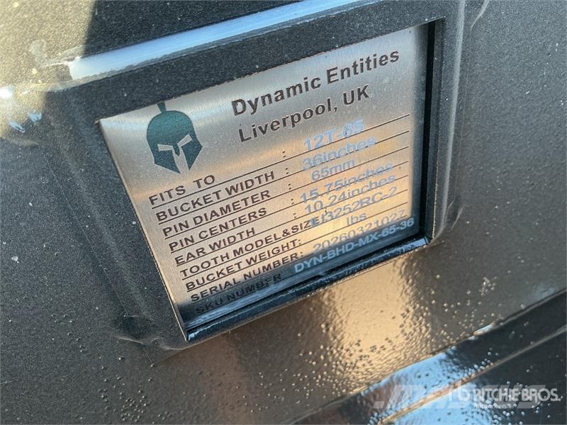 Dynamic Entities 36 in Digging Excavator Bucket - Fits Cat Skovle