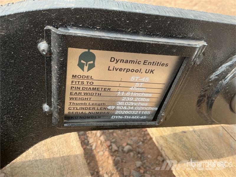 Dynamic Entities 36 in Excavator Thumb - Fits Cat 305/305. Skovle