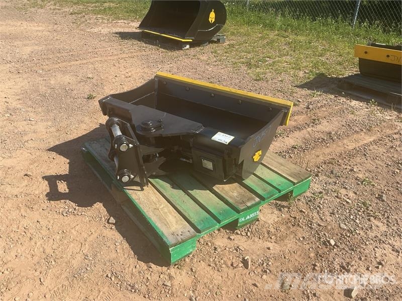 Dynamic Entities 42 in Tilting Excavator Bucket - Fits Cat Skovle