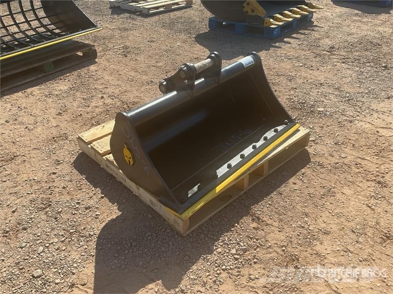 Dynamic Entities 42 in Cleanup Excavator Bucket - Fits 40m Skovle
