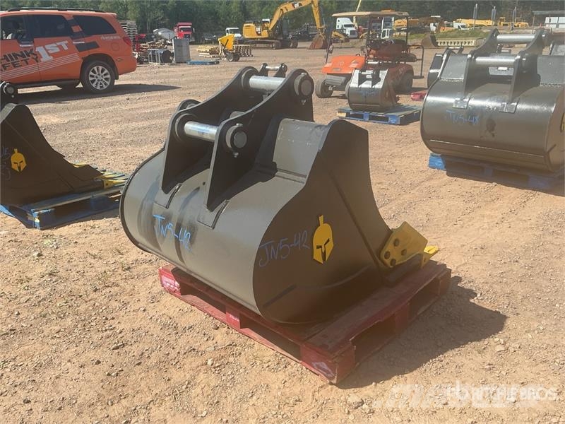 Dynamic Entities 42 in Digging Excavator Bucket - Fits Cat Skovle