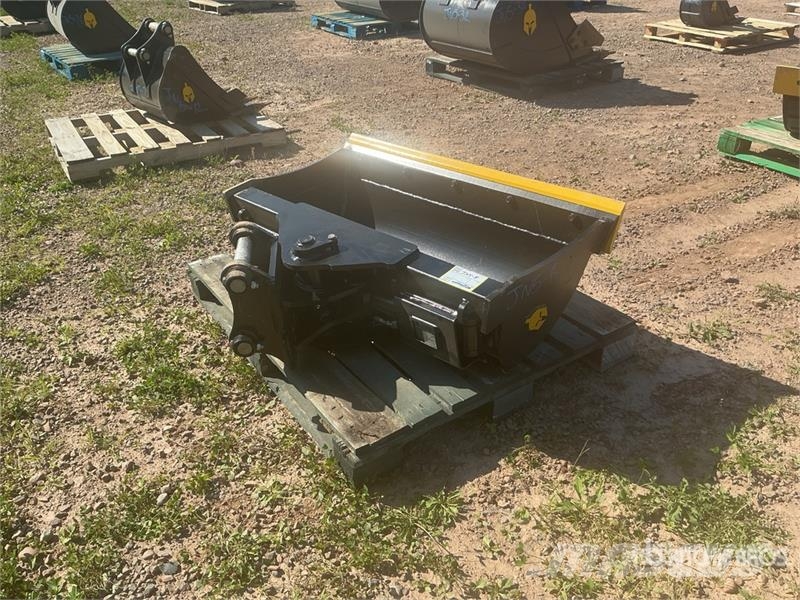 Dynamic Entities 42 in Tilting Excavator Bucket - Fits Cat Skovle