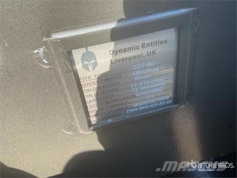 Dynamic Entities 48 in Digging Excavator Bucket - Fits Cat Skovle