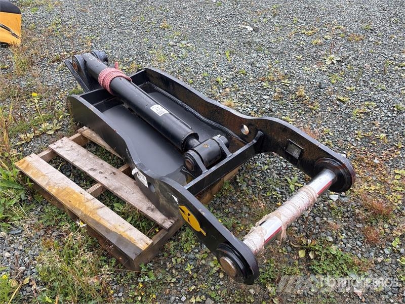 Dynamic Entities 7 in Hydraulic Excavator Thumb - Fits 20 Kašike / Korpe