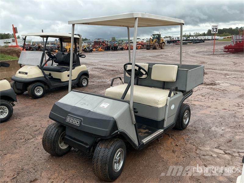 E-Z-GO Golf Cart Golfikärud