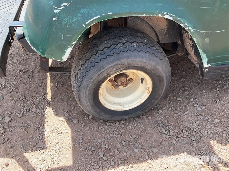 E-Z-GO Golf Cart (Inoperable) Carros de golfe