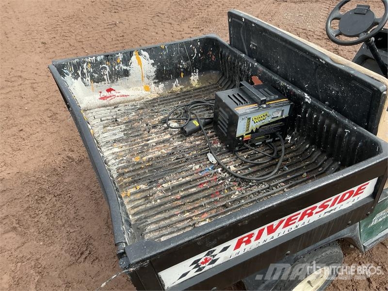 E-Z-GO Workhorse Electric Golf Cart Golfo vežimėliai