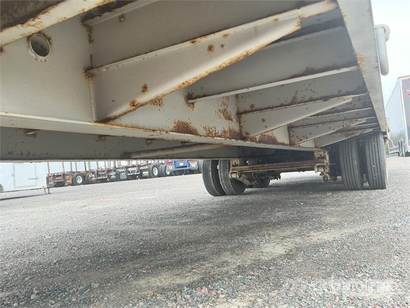 Eager Beaver 18160 lb 27 ft T/A Flatbed Trailer Plataforma plana/laterales abatibles