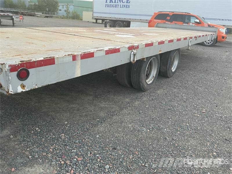 Eager Beaver 18160 lb 27 ft T/A Flatbed Trailer Plataforma plana/laterales abatibles