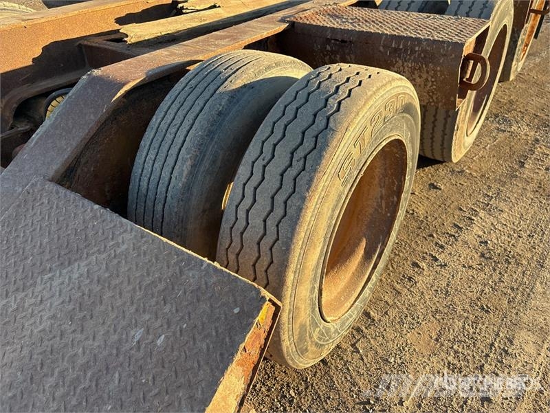 Eager Tri/A Removable Gooseneck Lowboy Trailer Низкорамные прицепы