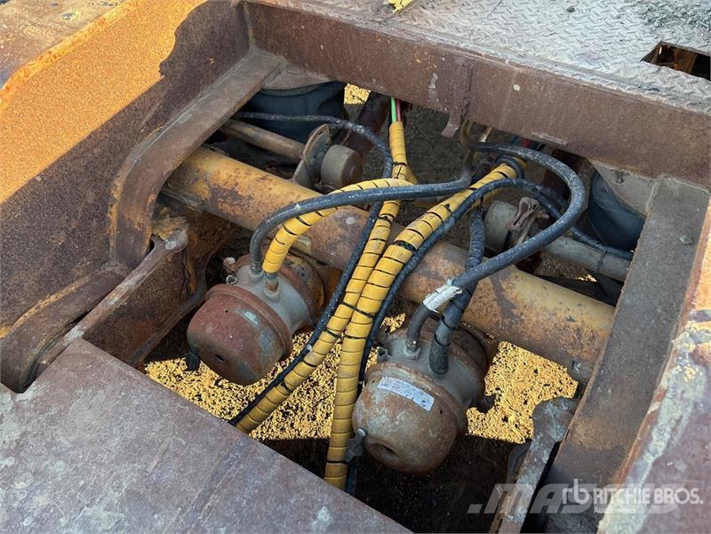 Eager Tri/A Removable Gooseneck Lowboy Trailer Низкорамные прицепы