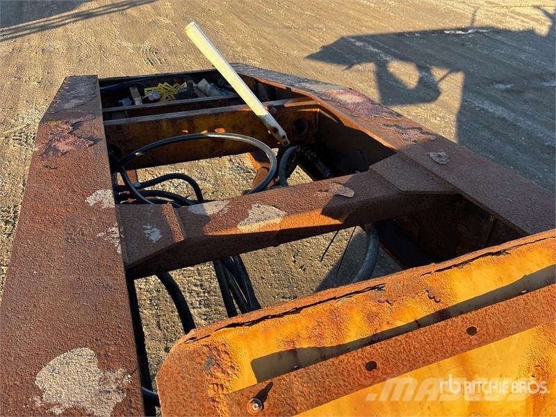 Eager Tri/A Removable Gooseneck Lowboy Trailer Низкорамные прицепы