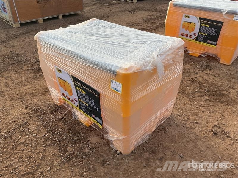 EMC DFT116 116 gal Portable Poly Fuel Tank (Unused) Kraftstoff- und Zusatzstoffbehälter
