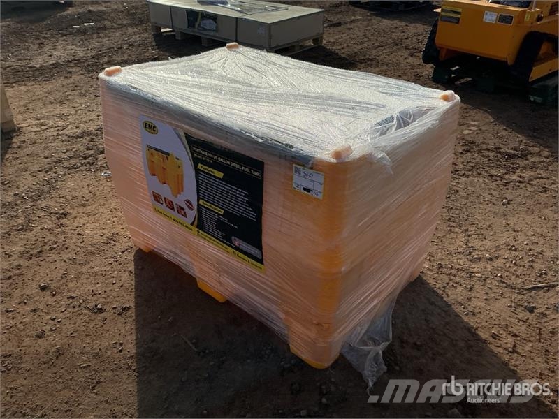 EMC DFT116 116 gal Portable Poly Fuel Tank (Unused) Degvielas un piedevu tvertnes