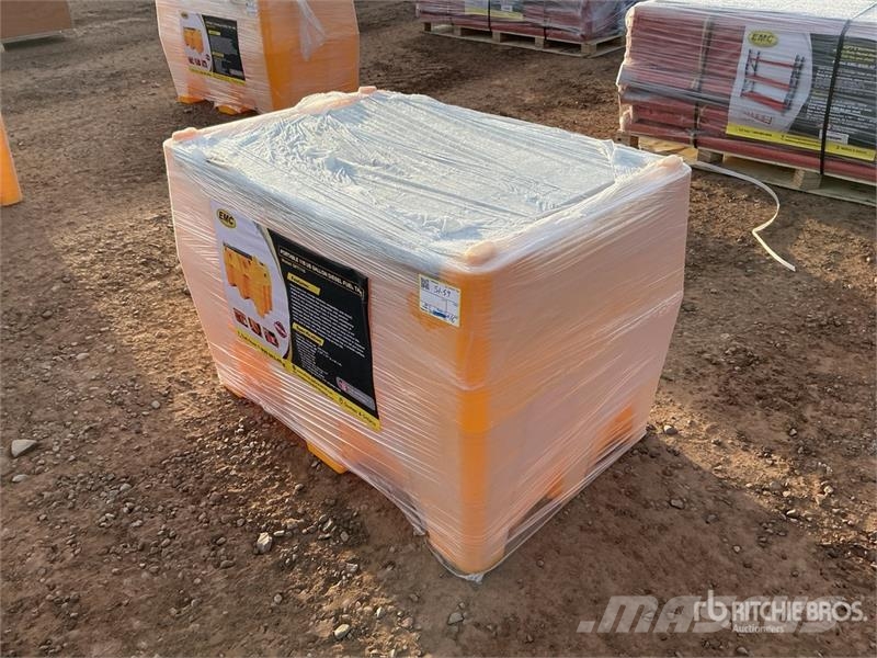 EMC DFT116 116 gal Portable Poly Fuel Tank (Unused) Fuel and additive tanks
